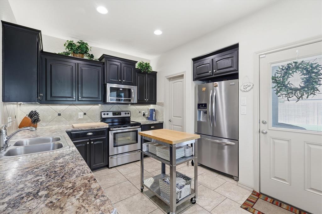 8313 White Hart Property Photo 4