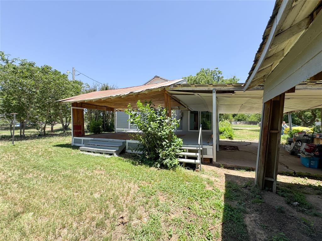 1402 Avenue A Property Photo 30