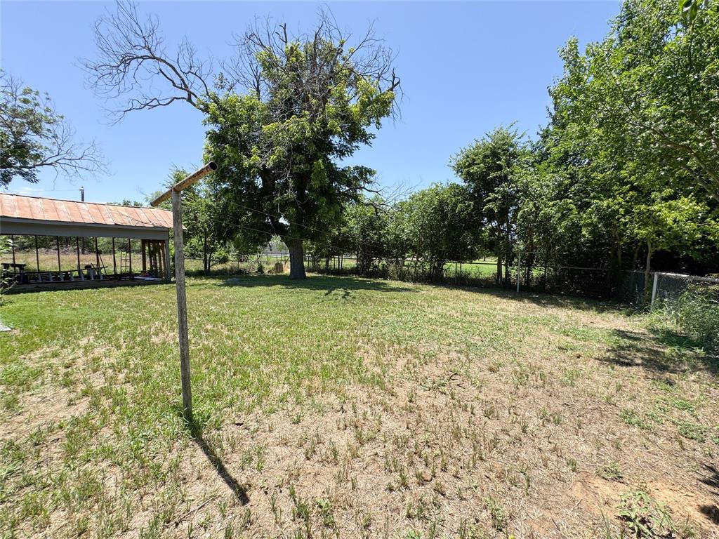 1402 Avenue A Property Photo 32