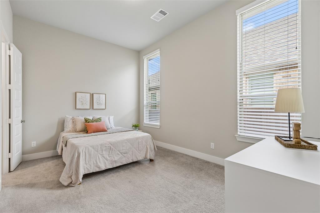 1104 Bluestem Drive Property Photo 20