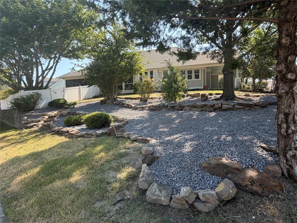 2406 Hillside Drive Property Photo 15