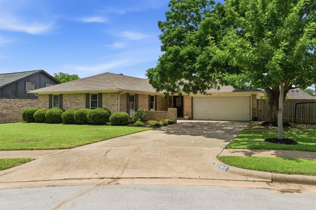 2915 Post Oak Court Property Photo 1