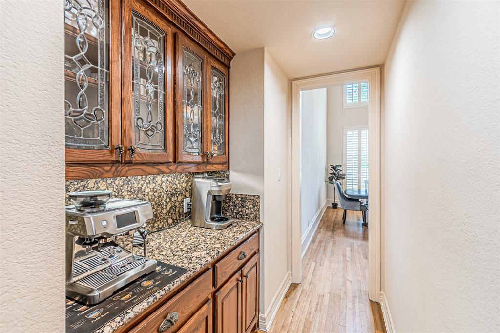 1305 Silverlake Road Property Photo 12
