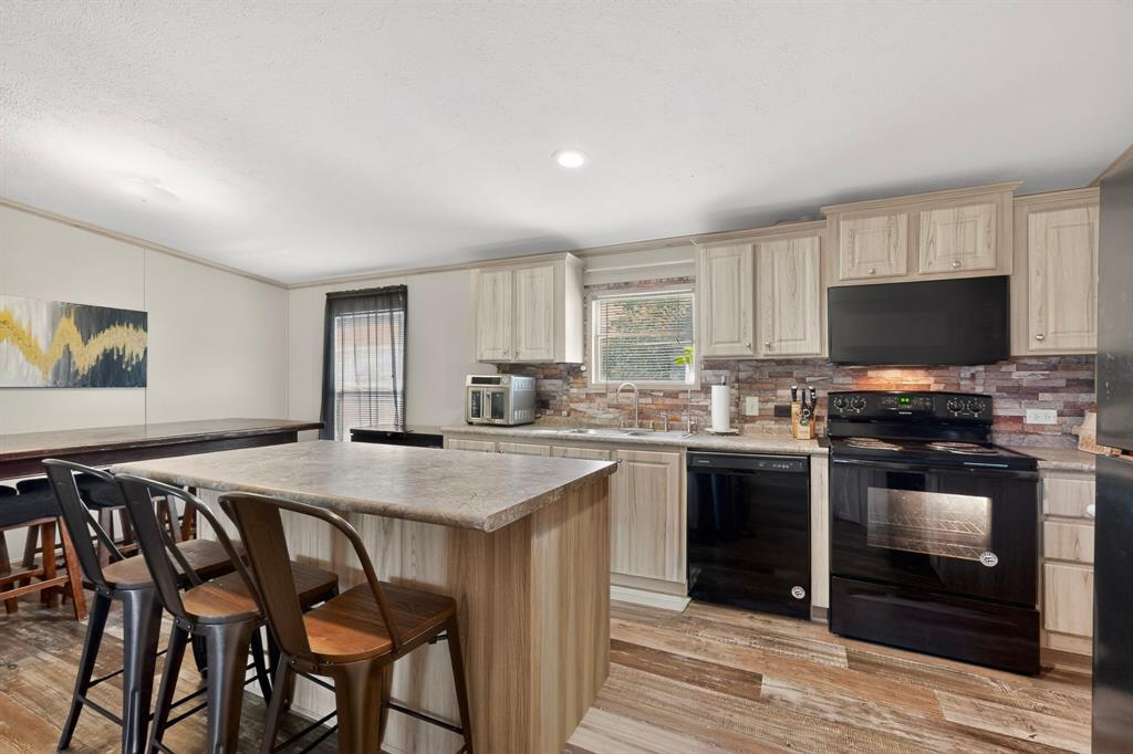 115 Vinall Circle Property Photo 3