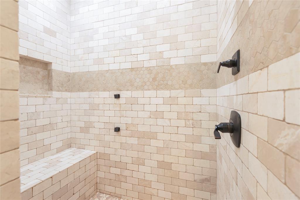 568 County Road 5025 Property Photo 23