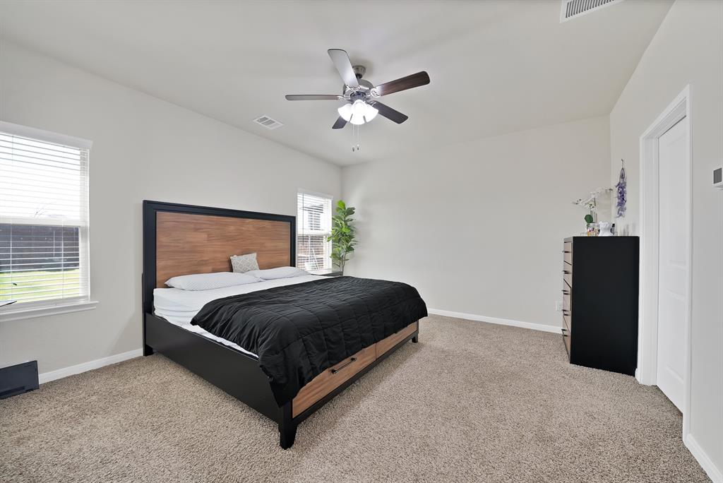 3813 Silver City Avenue Property Photo 9