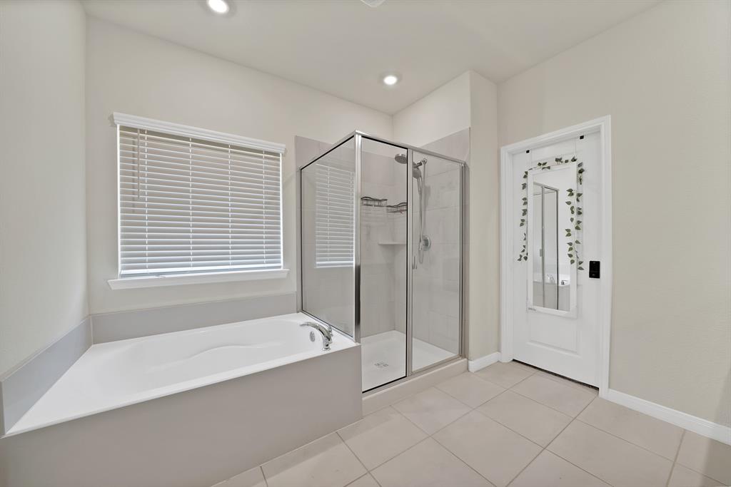 3813 Silver City Avenue Property Photo 11