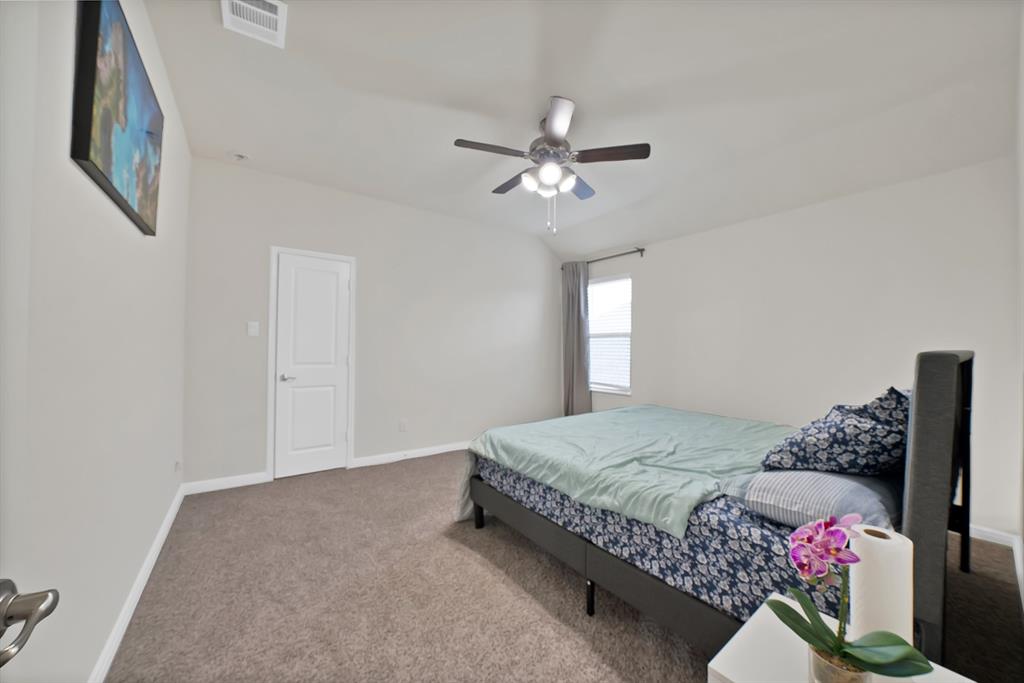 3813 Silver City Avenue Property Photo 16