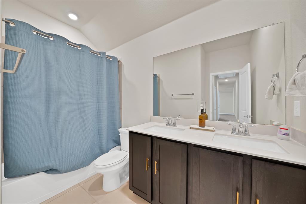 3813 Silver City Avenue Property Photo 20