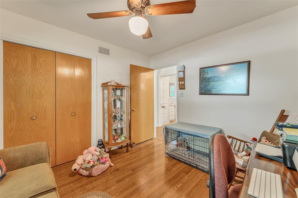 1325 Royal Oaks Drive Property Photo 11