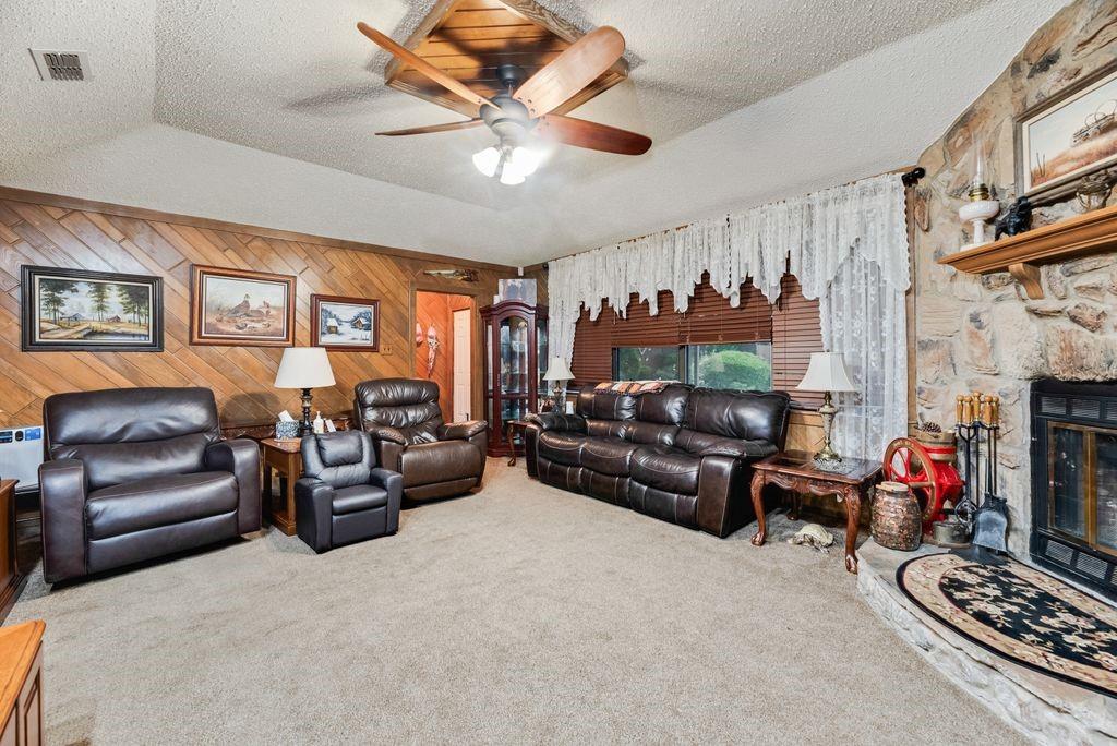 12704 Garden Grove Drive Property Photo 10