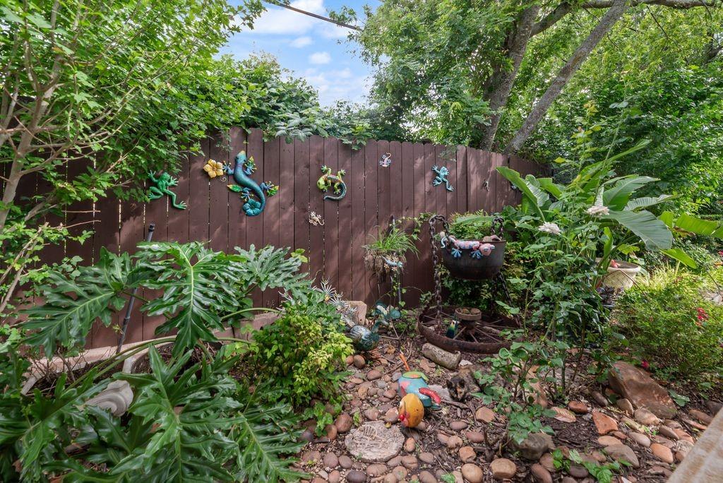 12704 Garden Grove Drive Property Photo 21