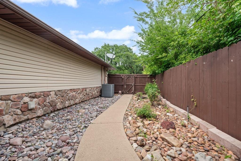 12704 Garden Grove Drive Property Photo 22