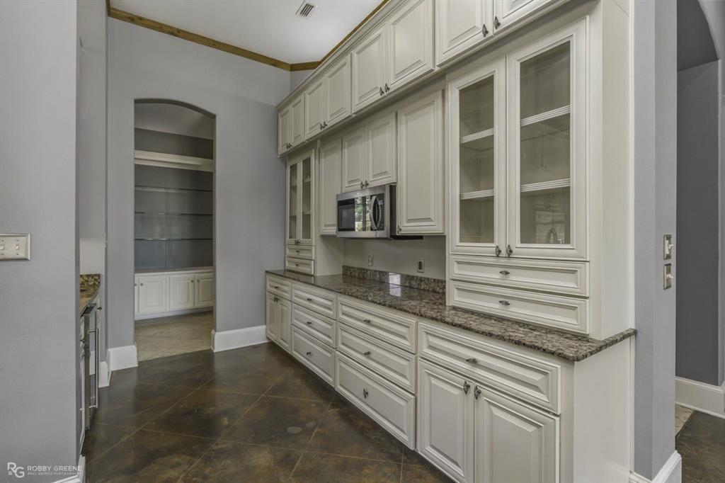10940 Belle Cour Way Property Photo 17