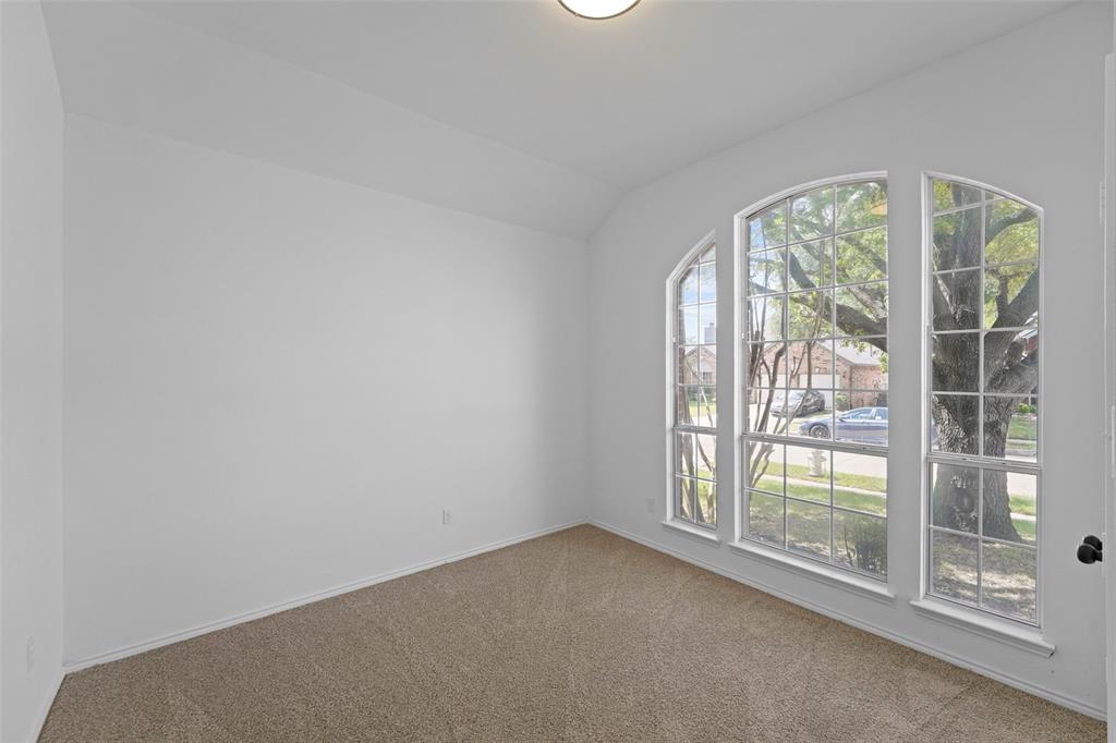 4605 Angelina Way Property Photo 11