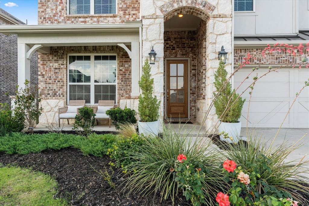 17009 Flagstone Drive Property Photo 4
