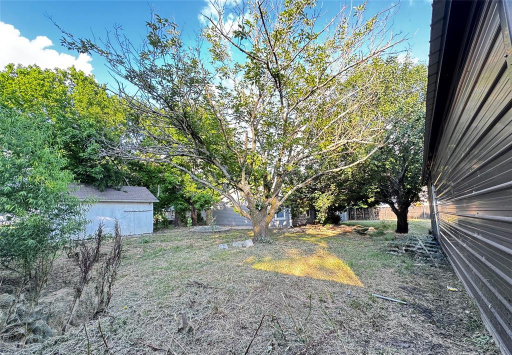 385 Main Street Property Photo 18