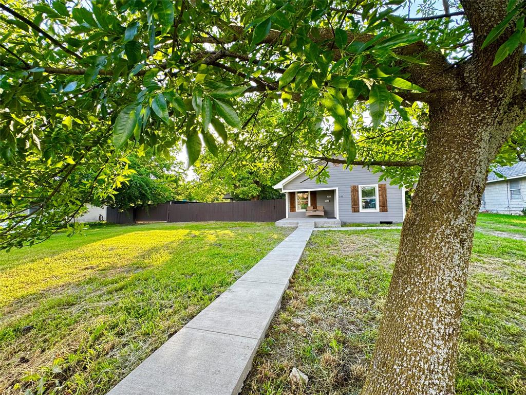 385 Main Street Property Photo 23
