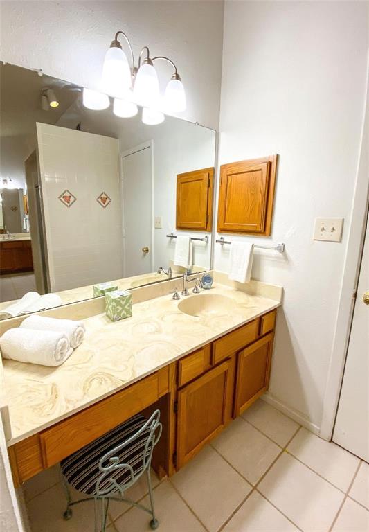 4250 Claremont Drive Property Photo 12