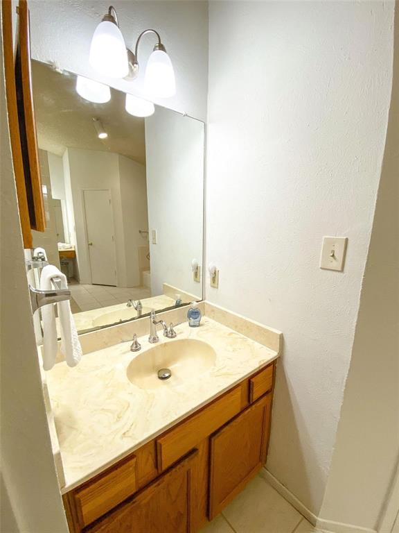 4250 Claremont Drive Property Photo 13