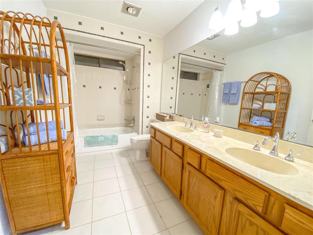 4250 Claremont Drive Property Photo 15