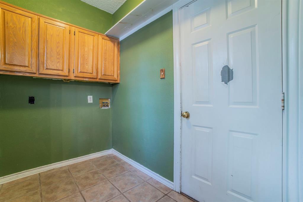 1240 Trinity Drive Property Photo 12