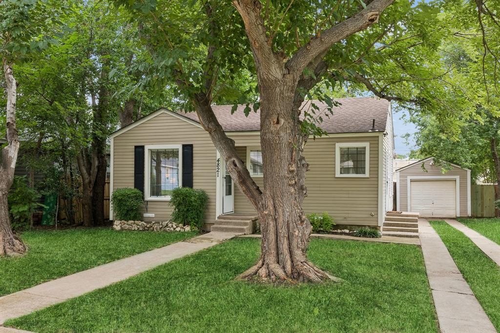 4821 Calmont Avenue Property Photo 2