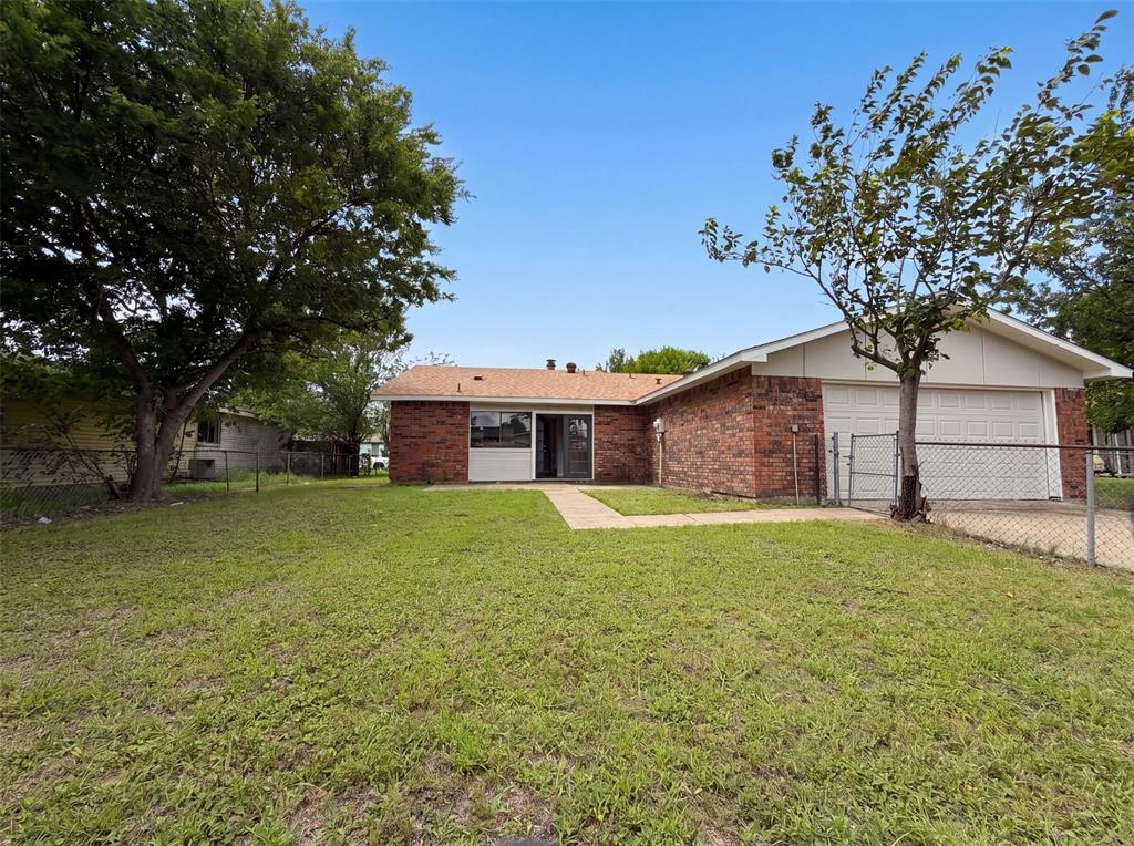 1906 Stockton Trail Property Photo 5