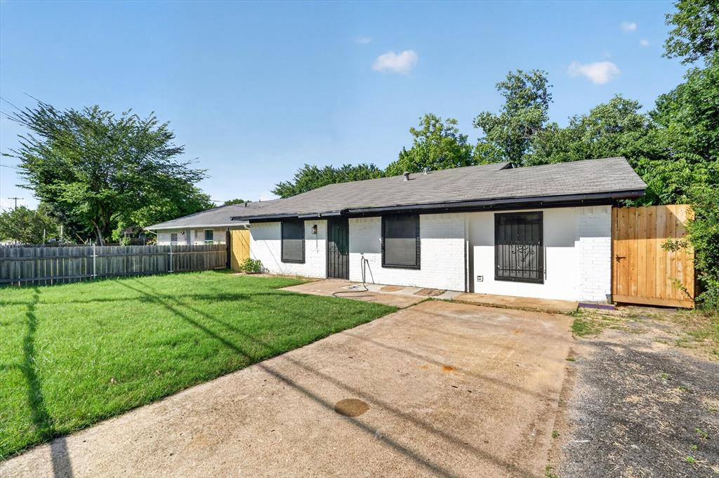 12415 Kleberg Road Property Photo 1