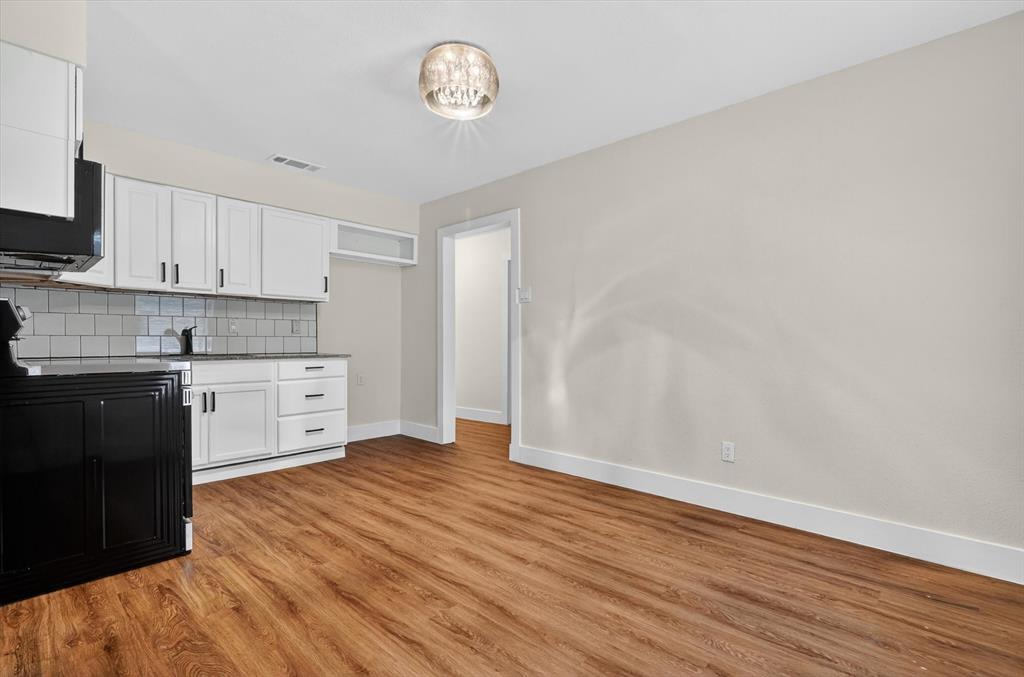 12415 Kleberg Road Property Photo 4