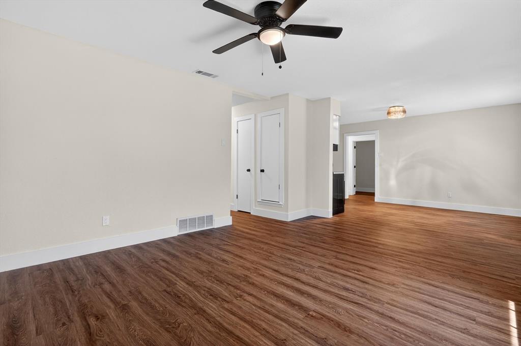 12415 Kleberg Road Property Photo 7