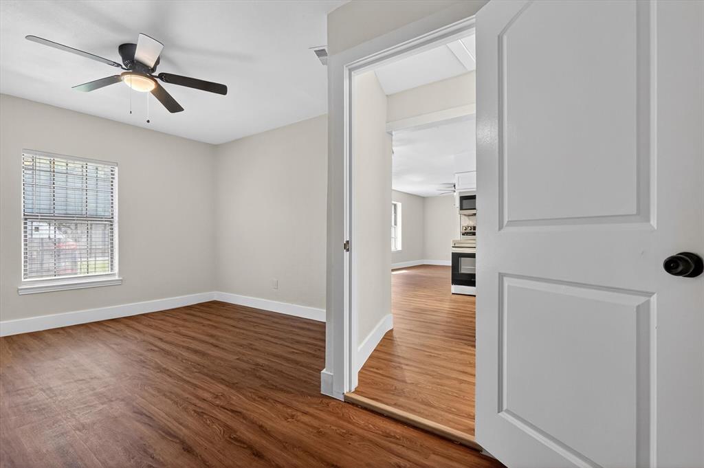 12415 Kleberg Road Property Photo 9