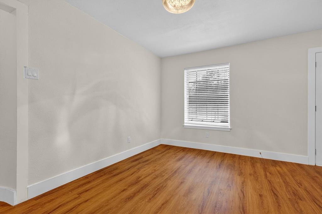 12415 Kleberg Road Property Photo 14