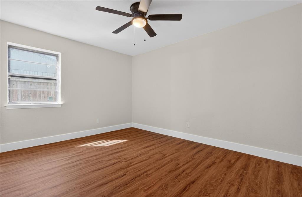 12415 Kleberg Road Property Photo 15