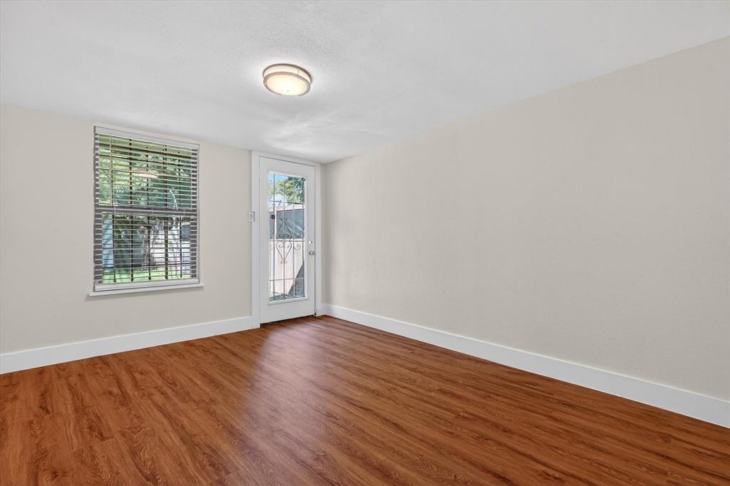 12415 Kleberg Road Property Photo 18