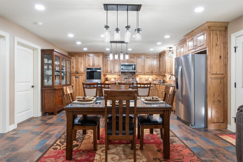 8910 Fm 779 Property Photo 6