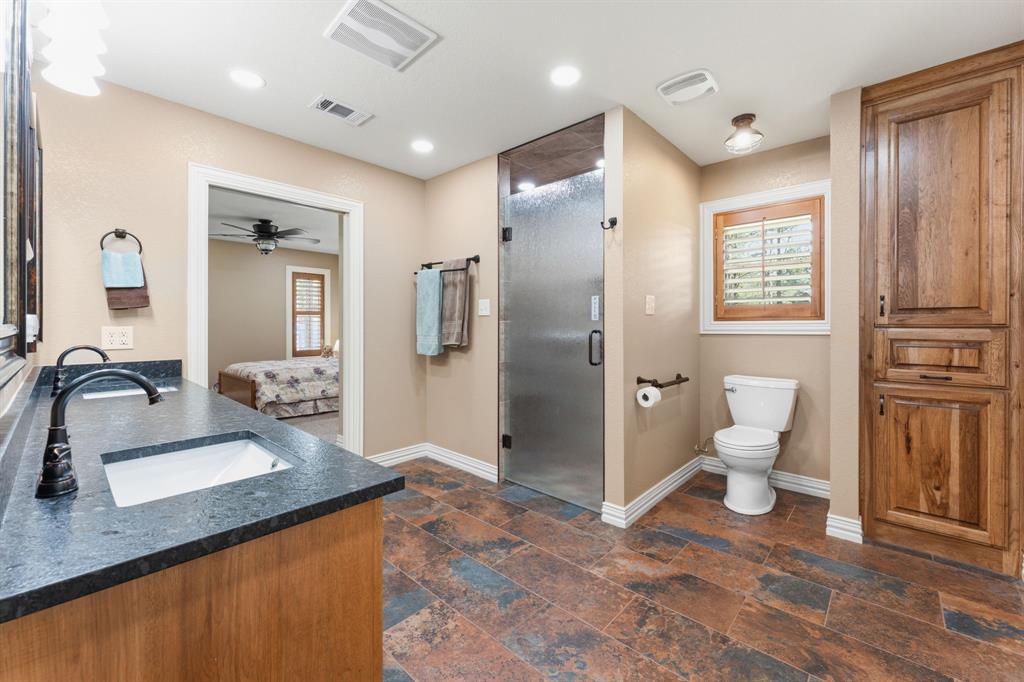 8910 Fm 779 Property Photo 12