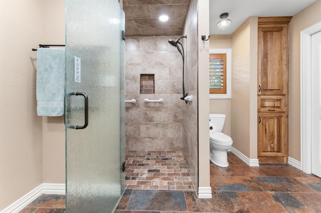 8910 Fm 779 Property Photo 13