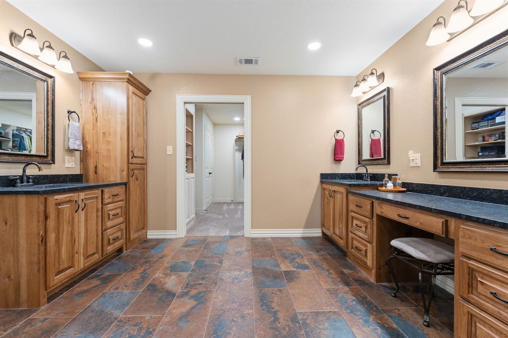 8910 Fm 779 Property Photo 20