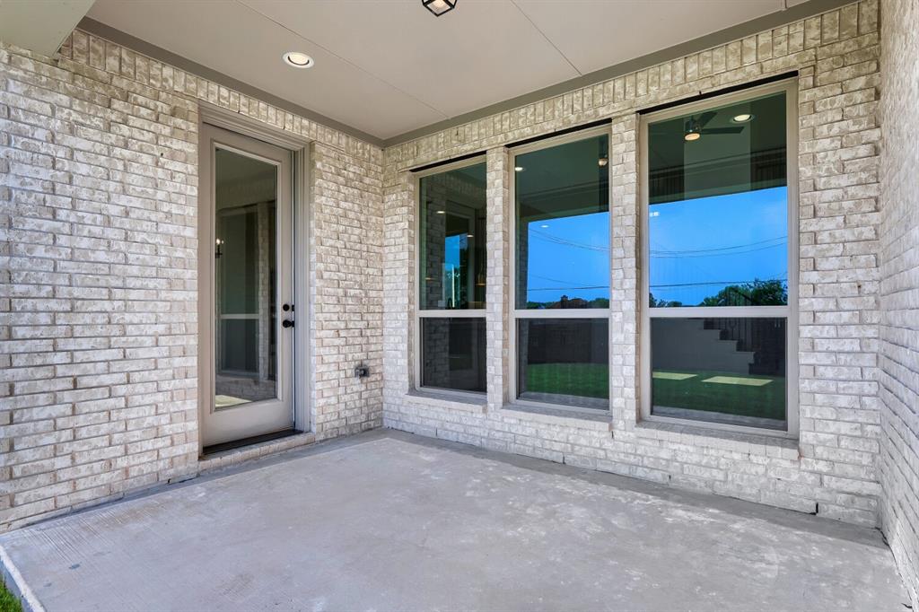 189 Enclave Drive Property Photo 25
