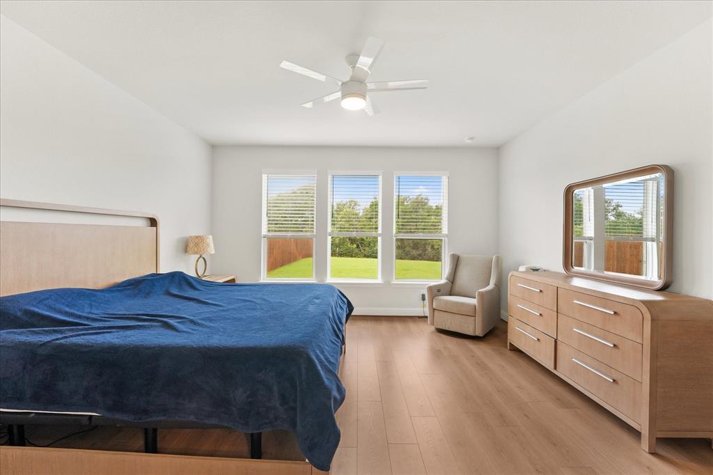 200 Lakeview Drive Property Photo 13