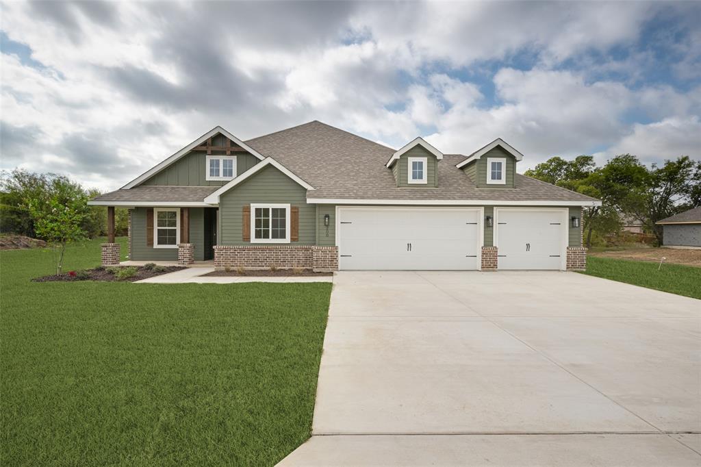 200 Clay Ranch Property Photo 2