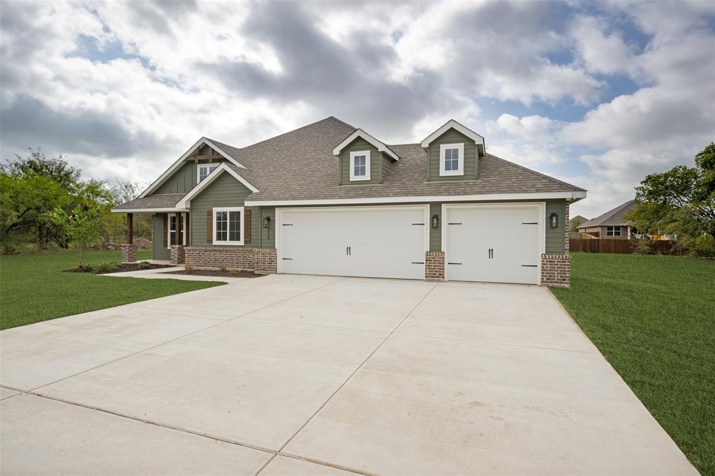 200 Clay Ranch Property Photo 3