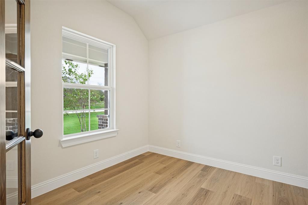 200 Clay Ranch Property Photo 6