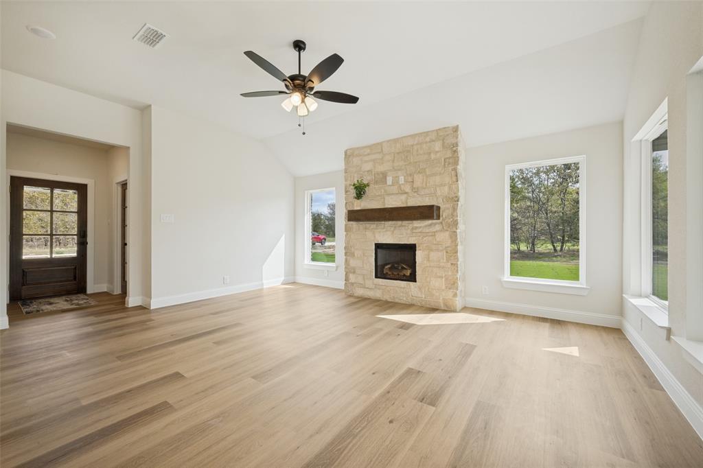 200 Clay Ranch Property Photo 7