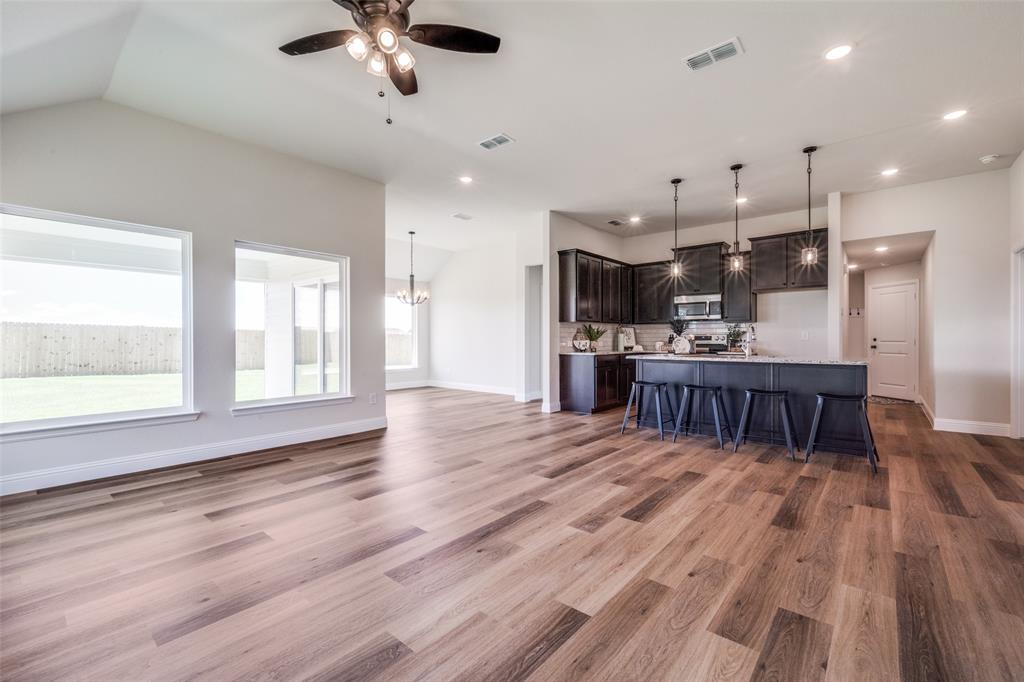 200 Clay Ranch Property Photo 8