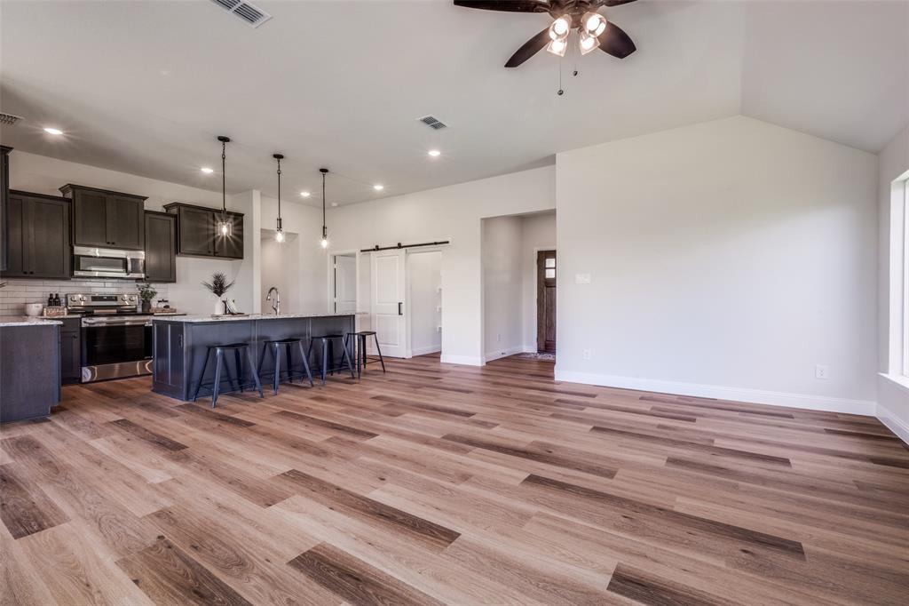 200 Clay Ranch Property Photo 9