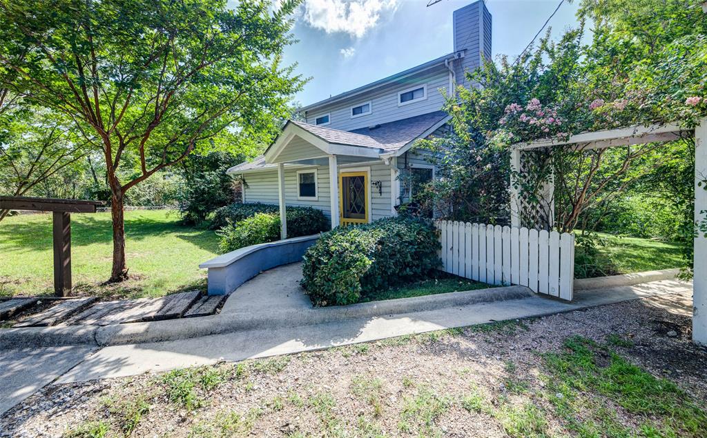 402 Aqua Way Property Photo 4