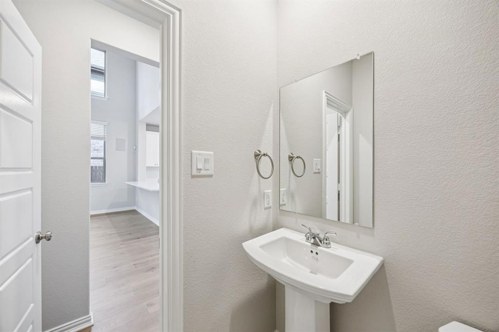 3909 Crystal Cove Property Photo 27