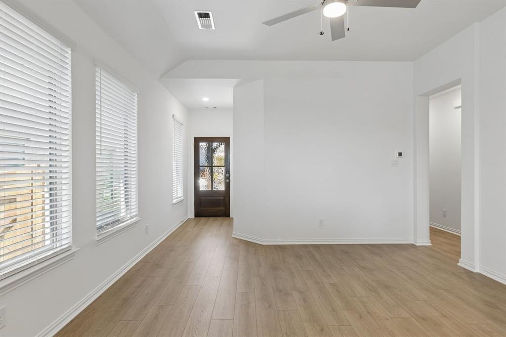 3901 Talisker Boulevard Property Photo 4